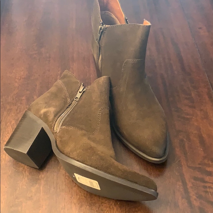 Brand New Steve Madden